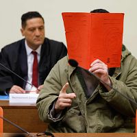 Обкурился, забил мать до смерти, а теперь надеется выйти на свободу: дело в окружном суде