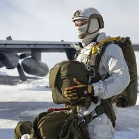 Гренландию не сдадим! Страны НАТО хотят усилить своё присутствие в Арктике: Politico