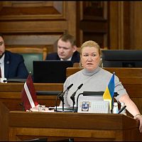 Она подумала, что это моя бабушка: как Линда Лиепиня к министру обратилась