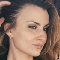 Пропала сестра популярного певца Дукурса: полиция объявила розыск