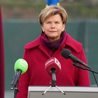 На основе латышскости? Браже поделила все партии на правильные и неправильные На основе латышскости? Браже поделила все партии на правильные и неправильные