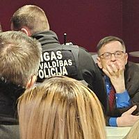 Вместо лекции — задержание: в Риге сорвалось выступление Андрея Ланькова, специалиста по Корее