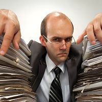 Европу губит простой чиновник, пока Путин потирает руки: все всё понимают, но…