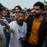 В мечети в Пакистане произошел взрыв. Погибли более 20 человек