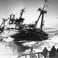 Третий после «Челюскина»: как в 1983 году в Арктике погиб советский теплоход Третий после «Челюскина»: как в 1983 году в Арктике погиб советский теплоход