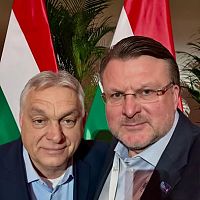 «Изменить Европу»: Шлесерс выступил рядом с Орбаном и Ле Пен