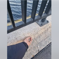 Только сделали, а уже сыпется? Променад на Мукусалас придётся переделать