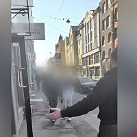 «Пытался соблазнить девочку»: «народный патруль» задержал индийца — а дальше то что?