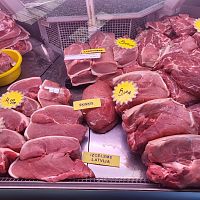 Масло и мясо снова тянут продовольственные цены вверх