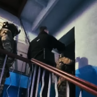 И по-латышски говорили: полиция задержала больше 200 подозреваемых в мошенничестве