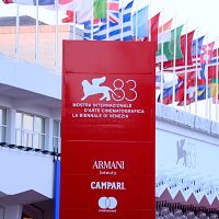 Международное жюри Венецианской биеннале ушло в отставку: из-за России