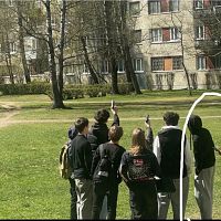 В Кенгарагсе взрослые передали детям два пневматических пистолета: ребята стали стрелять