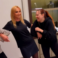 Откровенный ролик Кристины Орбакайте в соцсетях без грима (ВИДЕО)