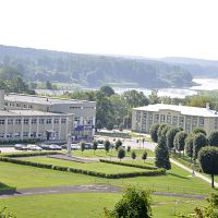 В Краславе дважды пытались похитить детей: подозреваемый задержан В Краславе дважды пытались похитить детей: подозреваемый задержан