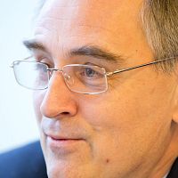 Россия пытается расшатать ситуацию в Балтии; как ни странно, украинцы ей в этом помогают: Лукас