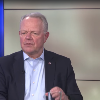 Меня больше беспокоит другое: чего боится генерал Граубе в нынешней ситуации для безопасности страны