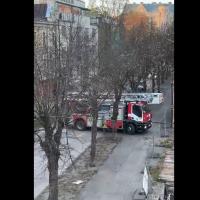 Умрём в безопасности: рижан шокировало видео разворота пожарных на улице с «модальным фильтром»