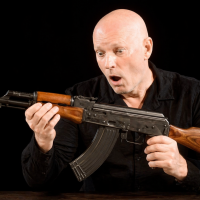 «Мы тут целый русский театр содержим из бюджета! Это как!?» А разговор Херманис вообще не про это начал