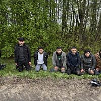 Была погоня со стрельбой и собаками: в Даугавпилсе задержали нелегалов Была погоня со стрельбой и собаками: в Даугавпилсе задержали нелегалов