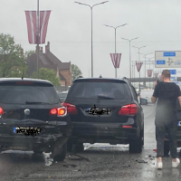 Авария на Южном мосту: объезжайте, кто может