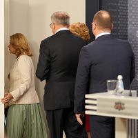 Товарищи, нам крышка: задержания KNAB и речь Силини повеселили соцсети