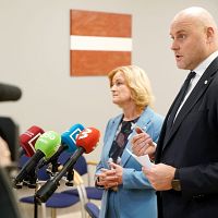 Линии слишком красные: Нацблок не хочет «Прогрессиных» в коалиции Кулбергса Линии слишком красные: Нацблок не хочет «Прогрессиных» в коалиции Кулбергса