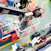 Трое погибли, десятки заболели: на нидерландском круизном лайнере вспыхнула инфекция