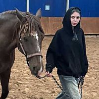 Вышла из дома в пятницу и не вернулась: полиция ищет Алисе Козулину