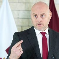 «Несправедливо!» Кулбергс решил прервать торговлю с Россией, но недоволен уходом транзита в Литву. А как надо?