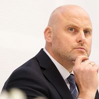 Кулбергс: нам нужно прекратить всё время выпрашивать деньги Кулбергс: нам нужно прекратить всё время выпрашивать деньги