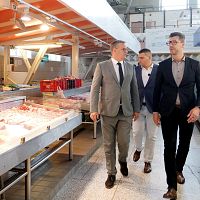 Оппозиция объединилась: уже три партии требуют отставки руководства Rīgas nami Оппозиция объединилась: уже три партии требуют отставки руководства Rīgas nami