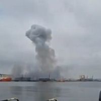 Заблудился и рванул. Украинский морской дрон взорвался в порту Румынии (видео)