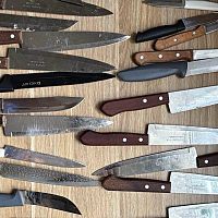 Изъяли 31 нож: Домбрава отчитался о рейдах полиции в центрах для мигрантов Изъяли 31 нож: Домбрава отчитался о рейдах полиции в центрах для мигрантов