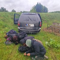 С погоней и стрельбой: как в Даугавпилсе нелегалов ловили