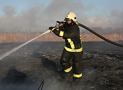 Latvijā piektdien dzēsti trīs kūlas ugunsgrēki