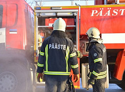 Vecrīgā šorīt 300 kvadrātmetru platībā dedzis «The Sinners» bārs