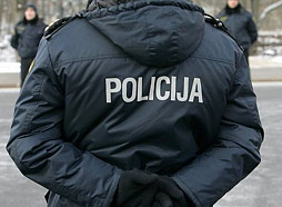 Bijušajam Kārtības policijas priekšnieka vietniekam Feierābendam par kukuļa piesavināšanos piespriež trīs gadu probācijas uzraudzību