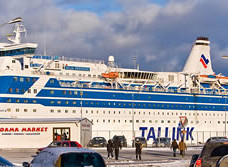 «Tallink»: Viens no izaicinājumiem prāmju satiksmes atjaunošanai no Rīgas ir termināļa ēkas trūkums