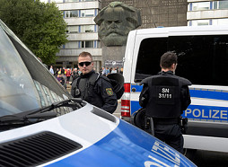 Vācijā aizdomās par sabotāžas gatavošanu aizturēti Latvijas un Ukrainas pilsoņi