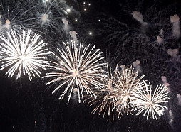 Valsts svētkos uguņošanu varēs vērot Ventspilī, Jūrmalā un Ogrē