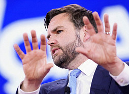 Venss ieradies Islamabadā uz sarunām ar Irānu