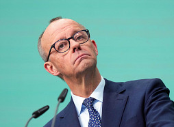 Mercs: ASV kļūdās ar Krievijas naftai noteikto sankciju mīkstināšanu