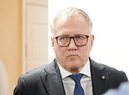 Finanšu ministrs aicina veidot «pašattīstošu birokrātiju»