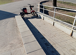 Rīgas mērs prasa PTAC izvērtēt iespēju izņemt «Ride Mobility» braucamrīkus no aprites