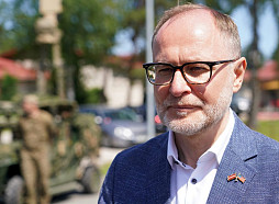 Sprūds: Eiropai jāuzņemas lielāka atbildība par tās aizsardzību