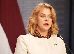 Siliņa cer, ka Krievijas iesaldētos aktīvus jau šogad varēs izmantot kā garantu Ukrainas atbalstam