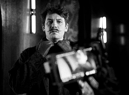 Jau šonedēļ — Čehova teātrī pirmizrāde «Slepkavība Austrumu ekspresī»