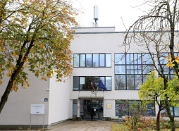 Izmeklē kriminālprocesu par iespējamām nelikumībām Rīgas Stila un modes tehnikumā