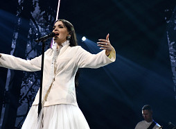 Eksperti: Atvara varētu sekmīgi startēt Eirovīzijas konkursā