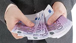 Eiropas Komisija: Jaunatnes nodarbinātības atbalstam būtu jātērē vismaz 22 miljardi eiro